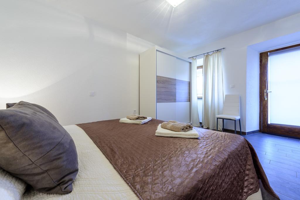 Apartment Mistral - Cosy Apartment With Sea View Molunat Exterior photo